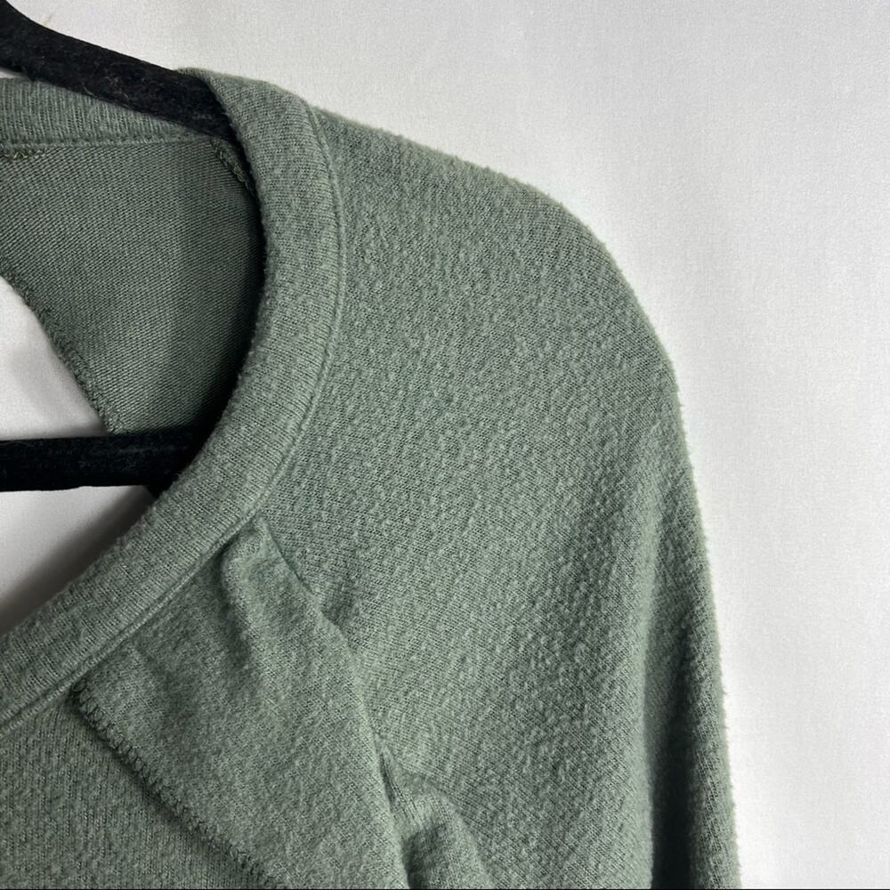 CHASER Love Ruffle Knit Pullover in Small - Picture 4 of 8